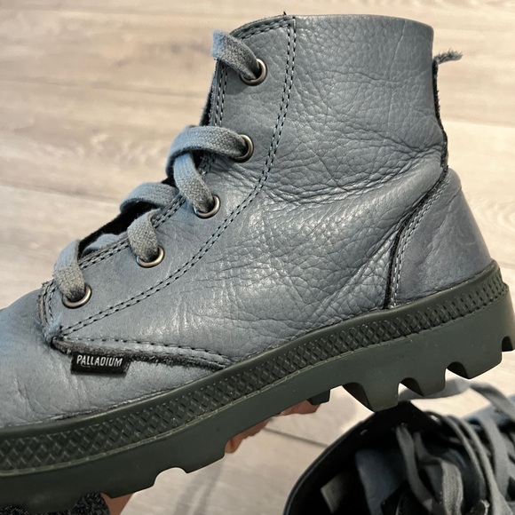 Palladium womens leather boots (USED) - Picture 8 of 16